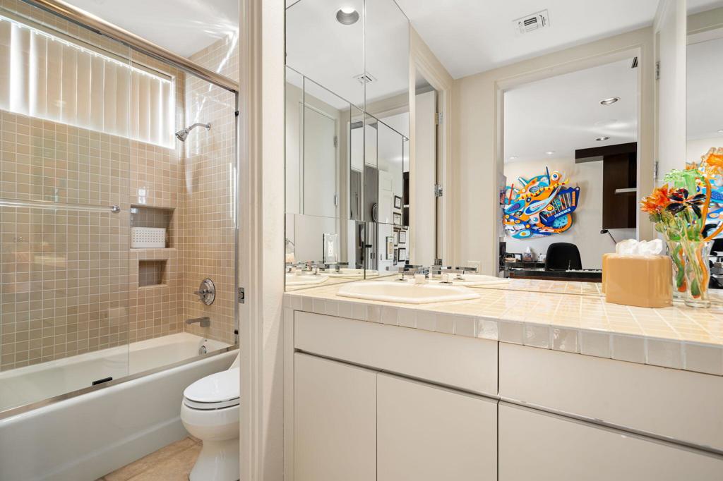 206 Crystal Bay Court