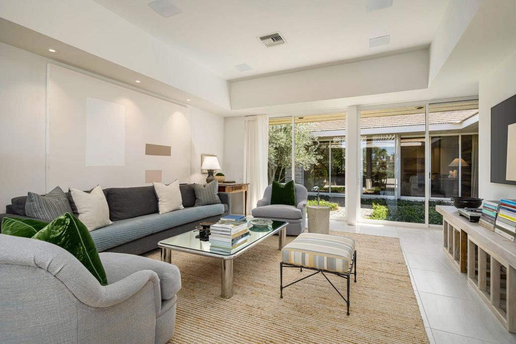 44 Fincher Way