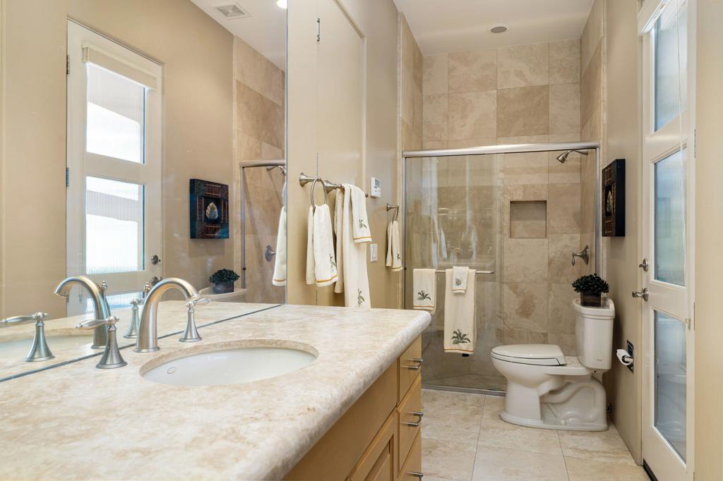 137 Waterford Circle