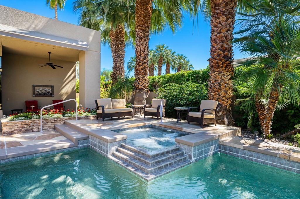 137 Waterford Circle