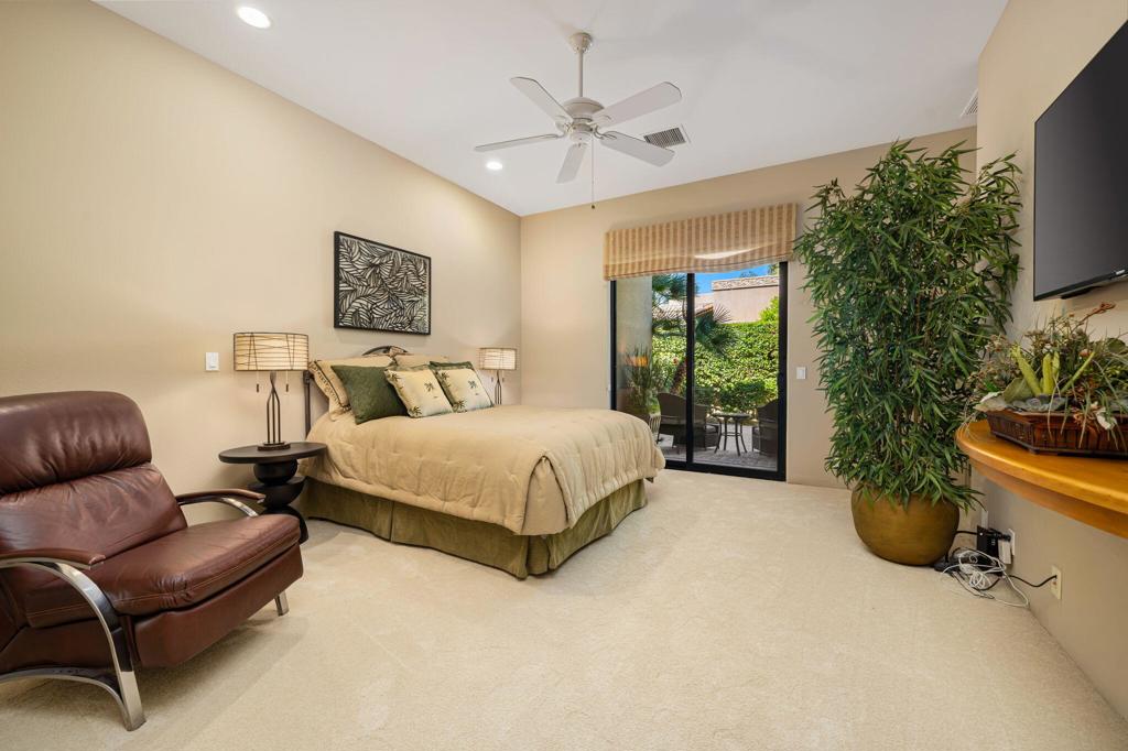 137 Waterford Circle