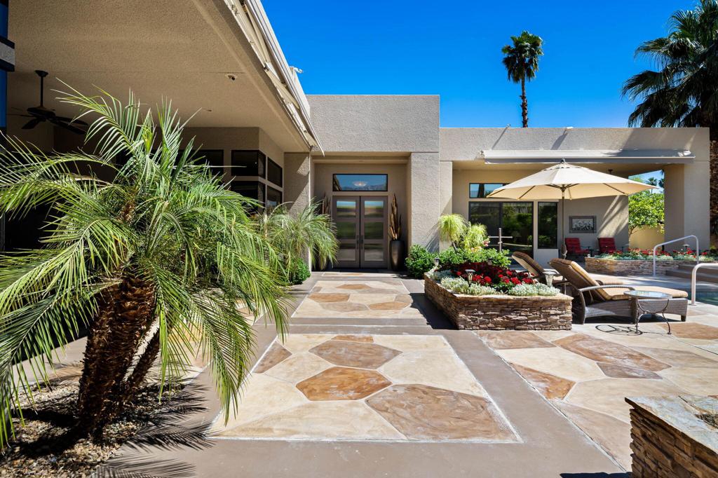 137 Waterford Circle