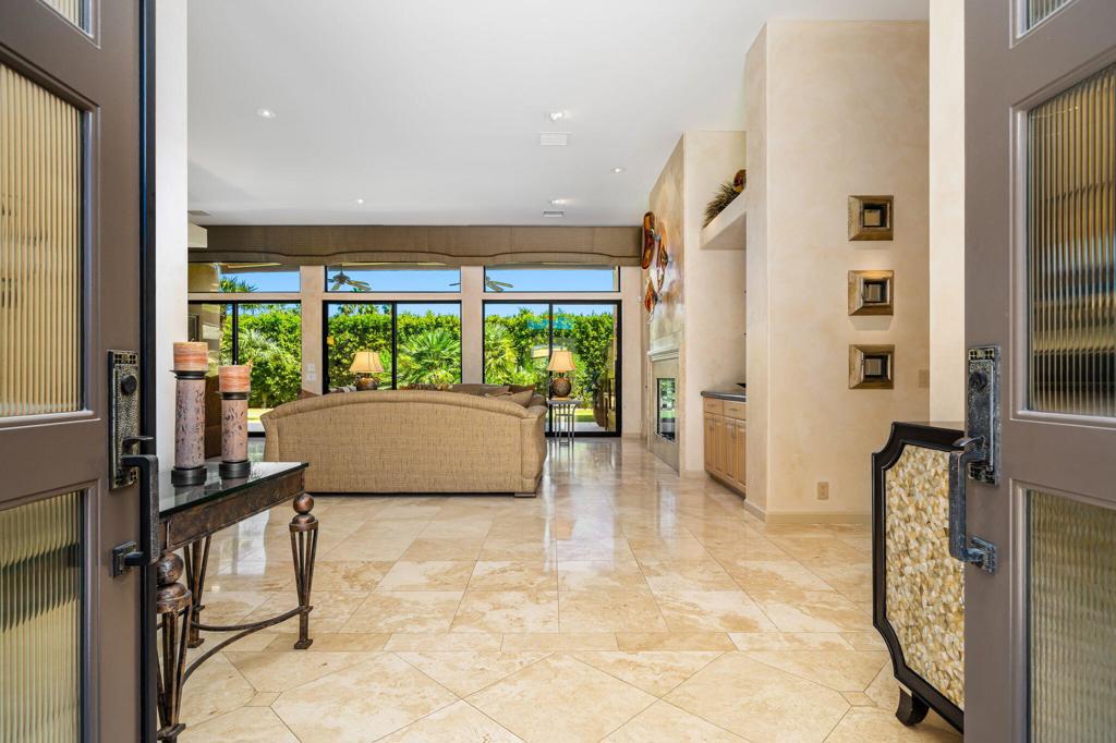 137 Waterford Circle