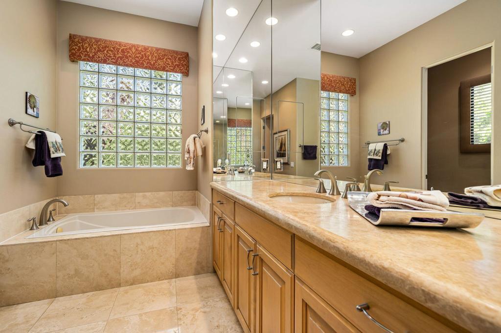 137 Waterford Circle