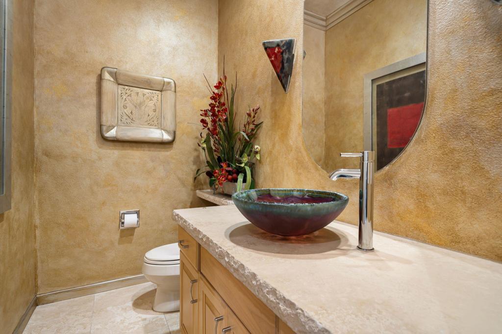 137 Waterford Circle