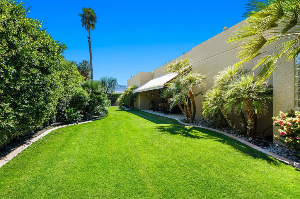 137 Waterford Circle