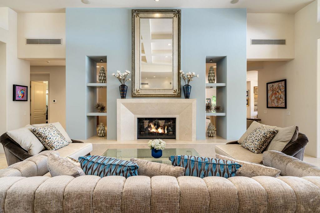 155 Waterford Circle