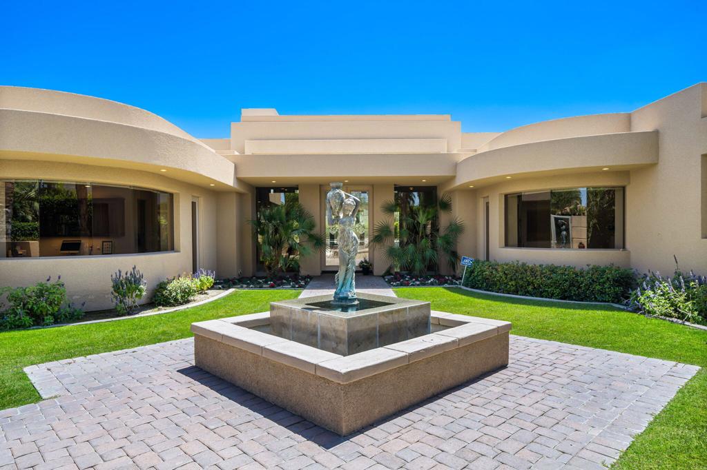 155 Waterford Circle