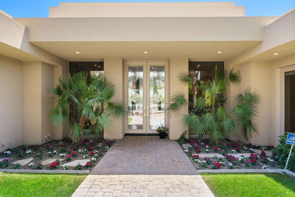 155 Waterford Circle