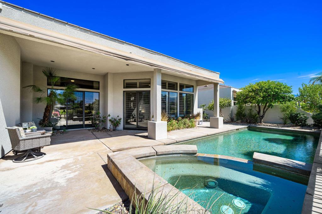 9 Birkdale Circle