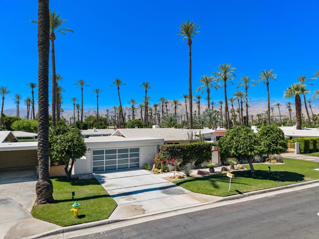 70435 Sunny Lane