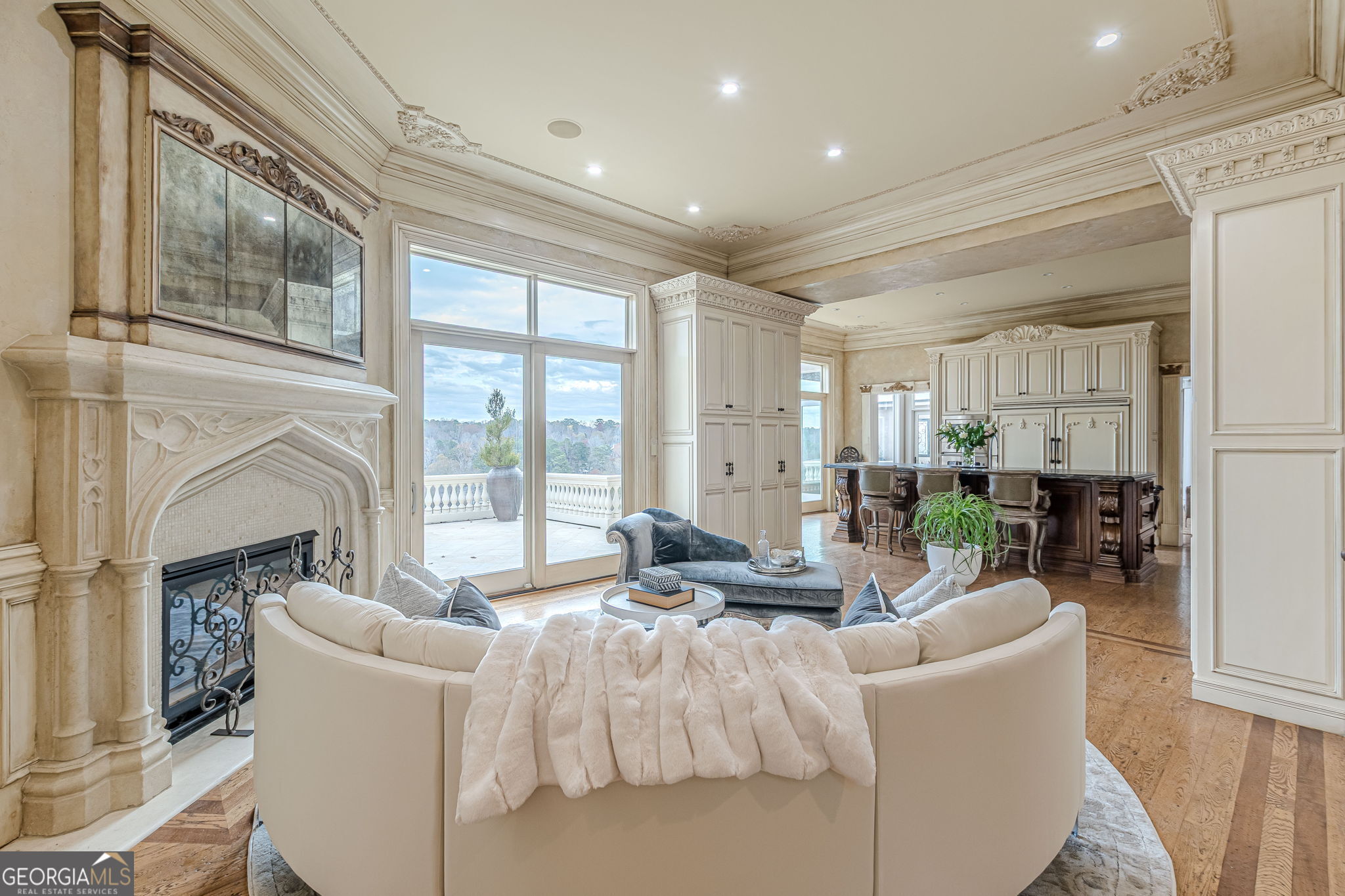 8330 Jett Ferry Road