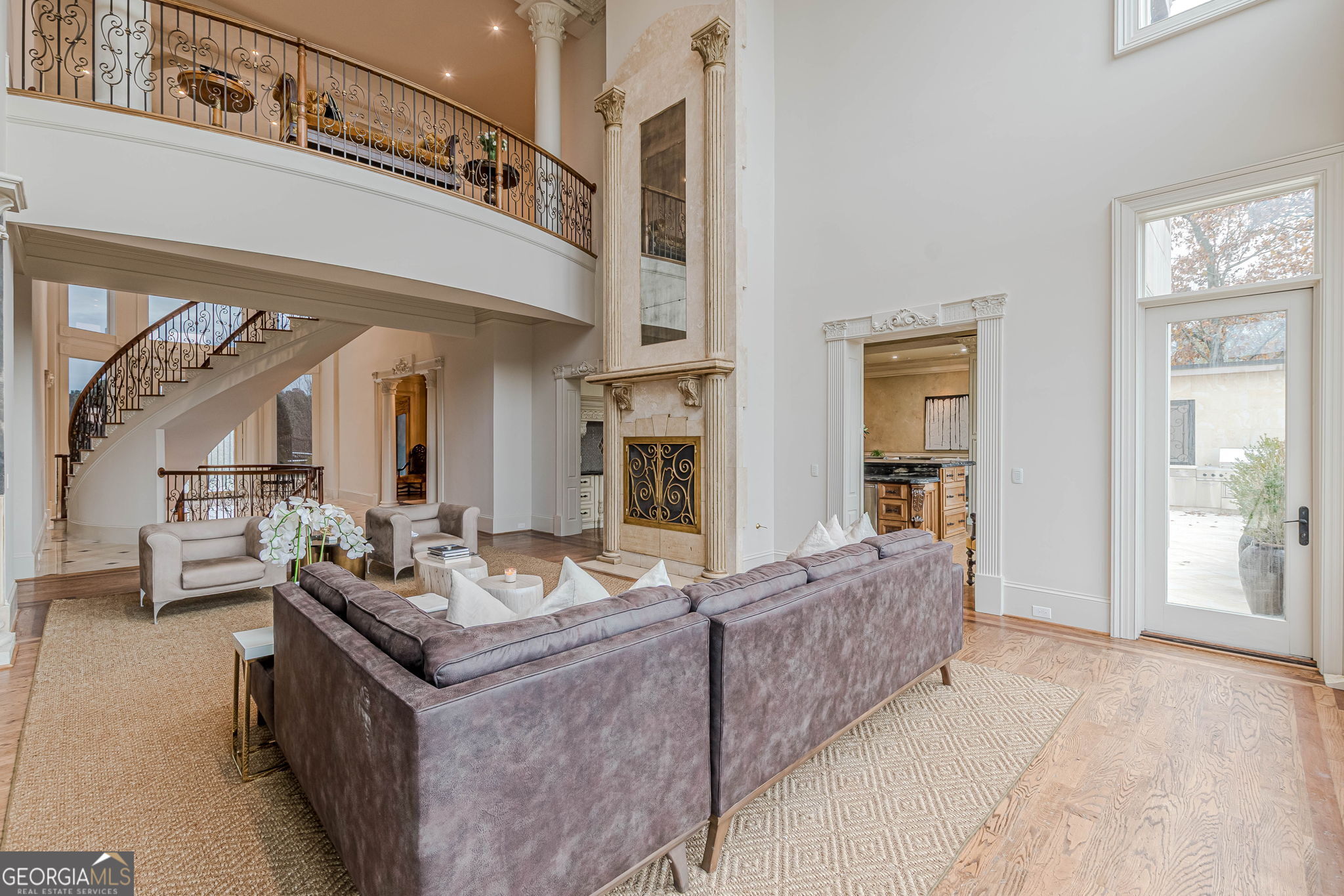 8330 Jett Ferry Road