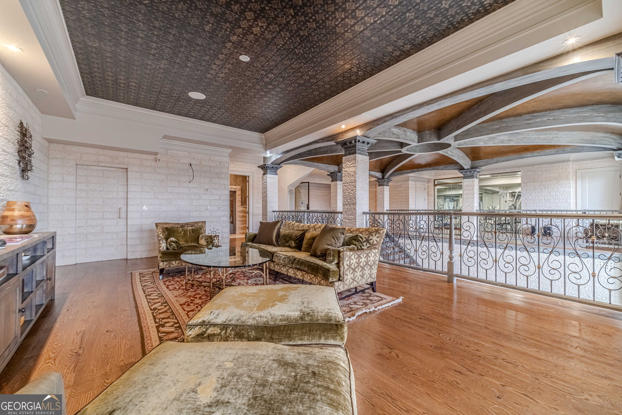 8330 Jett Ferry Road