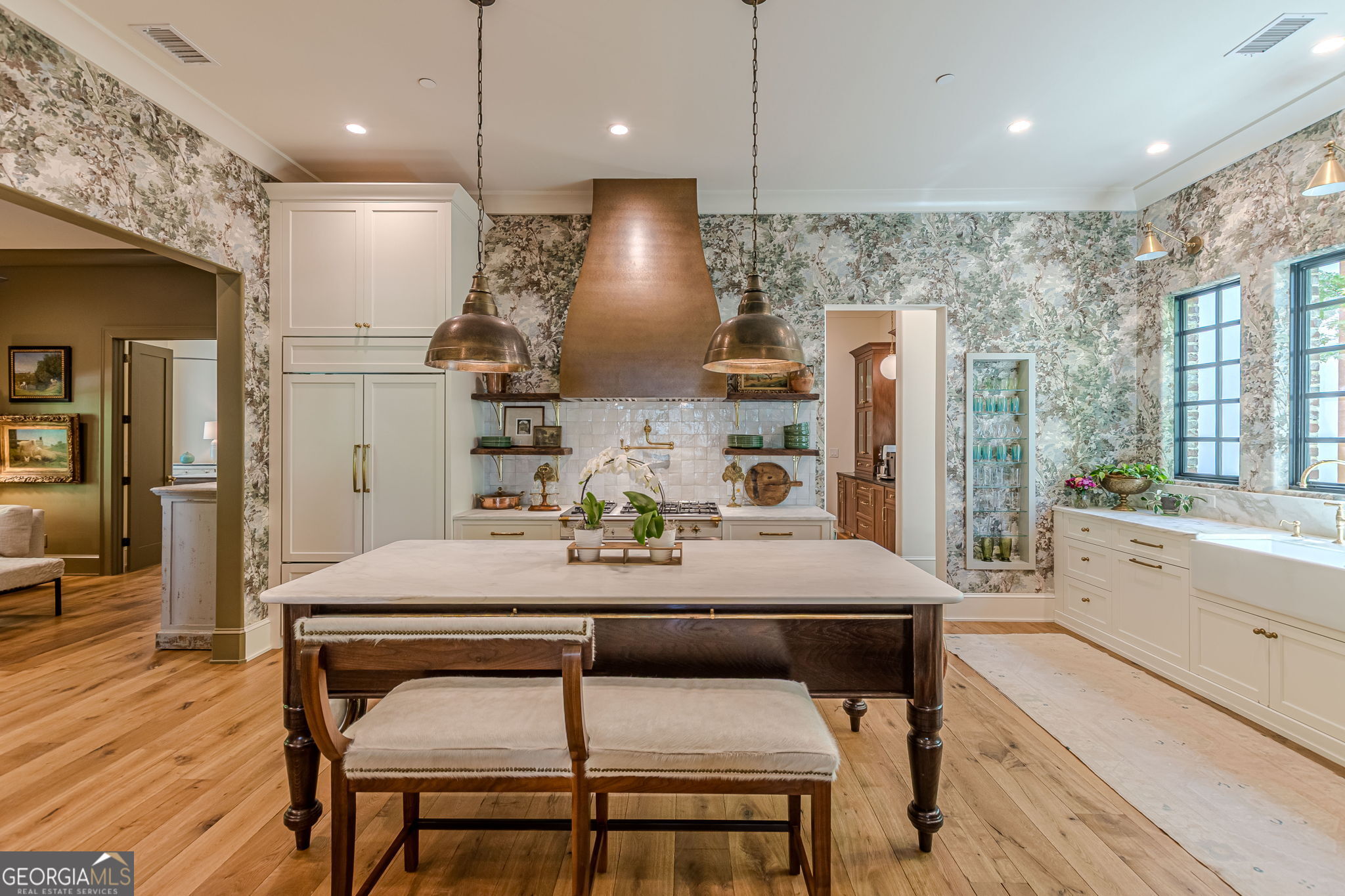 290 Guild Lane