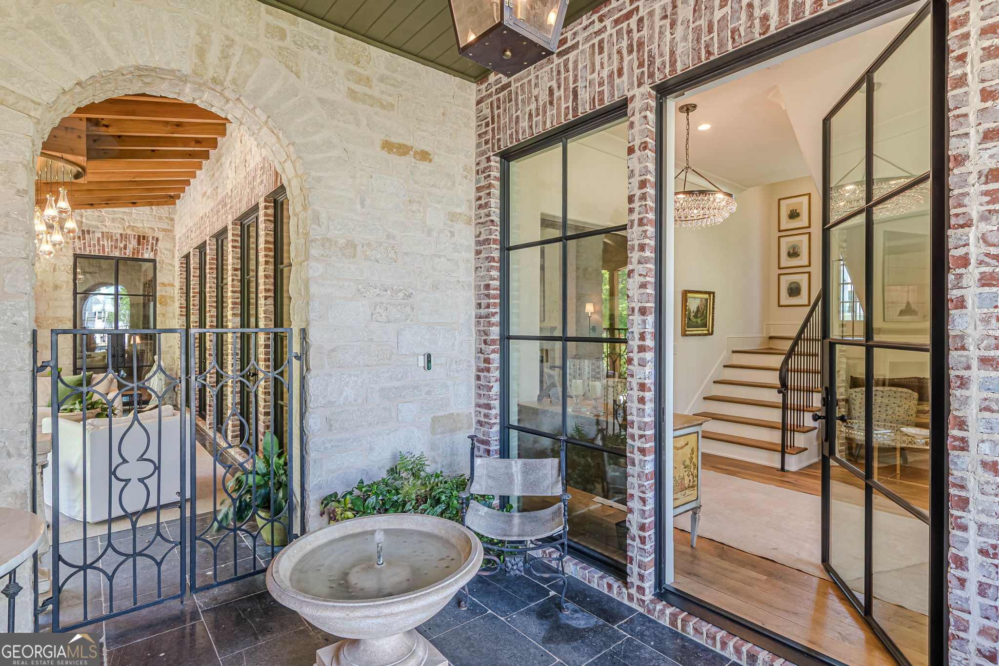 290 Guild Lane