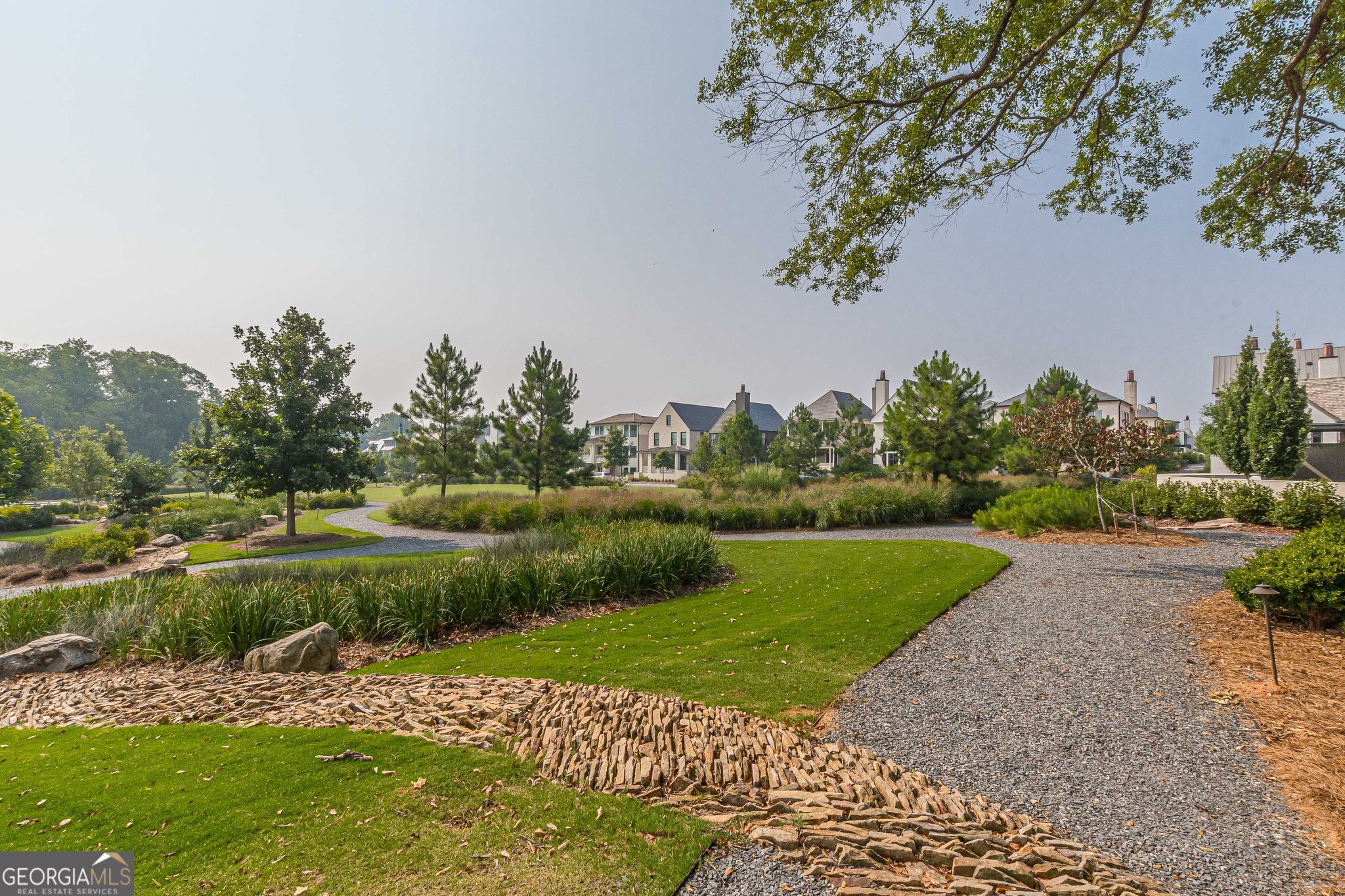 290 Guild Lane