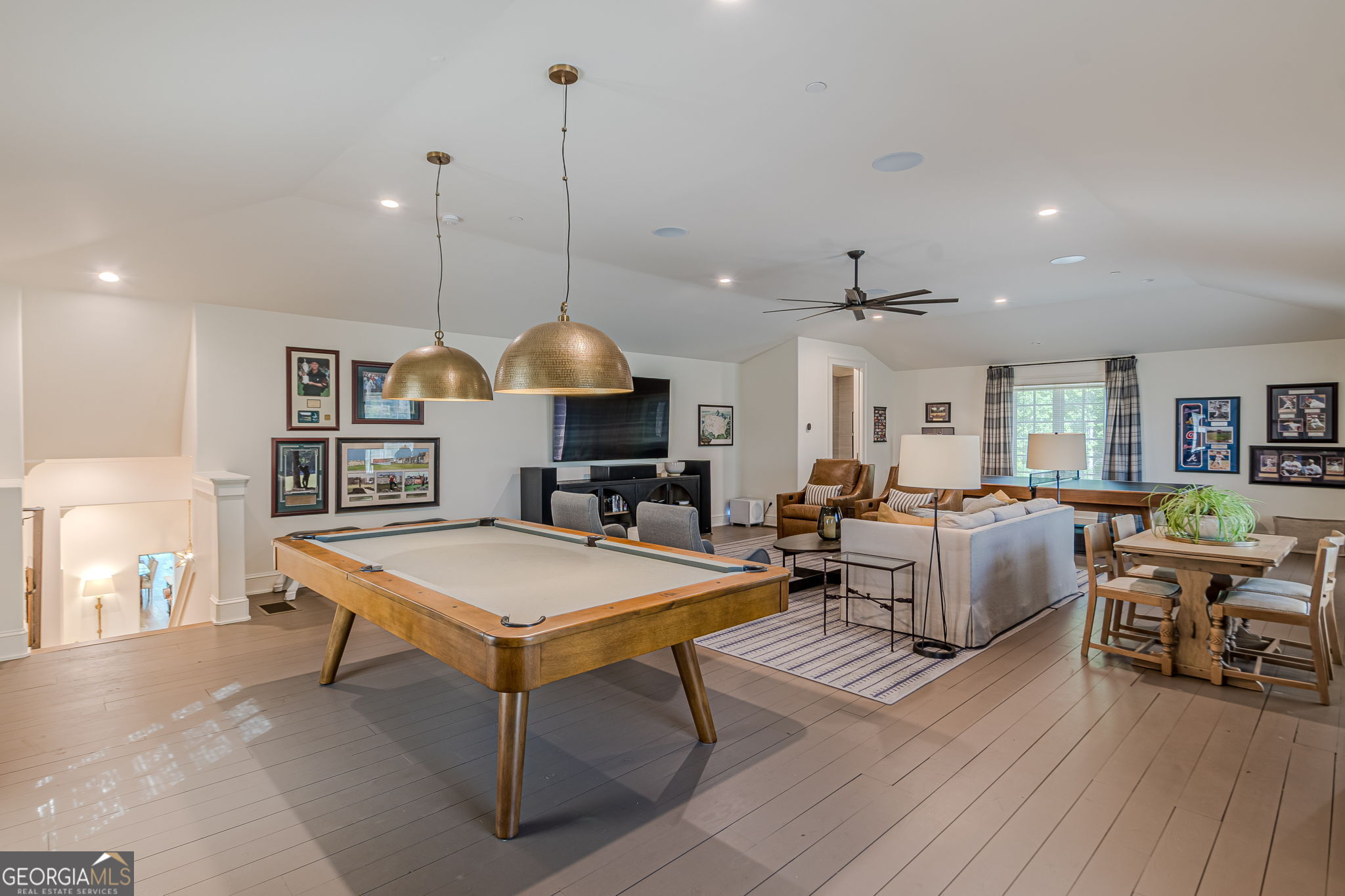 290 Guild Lane