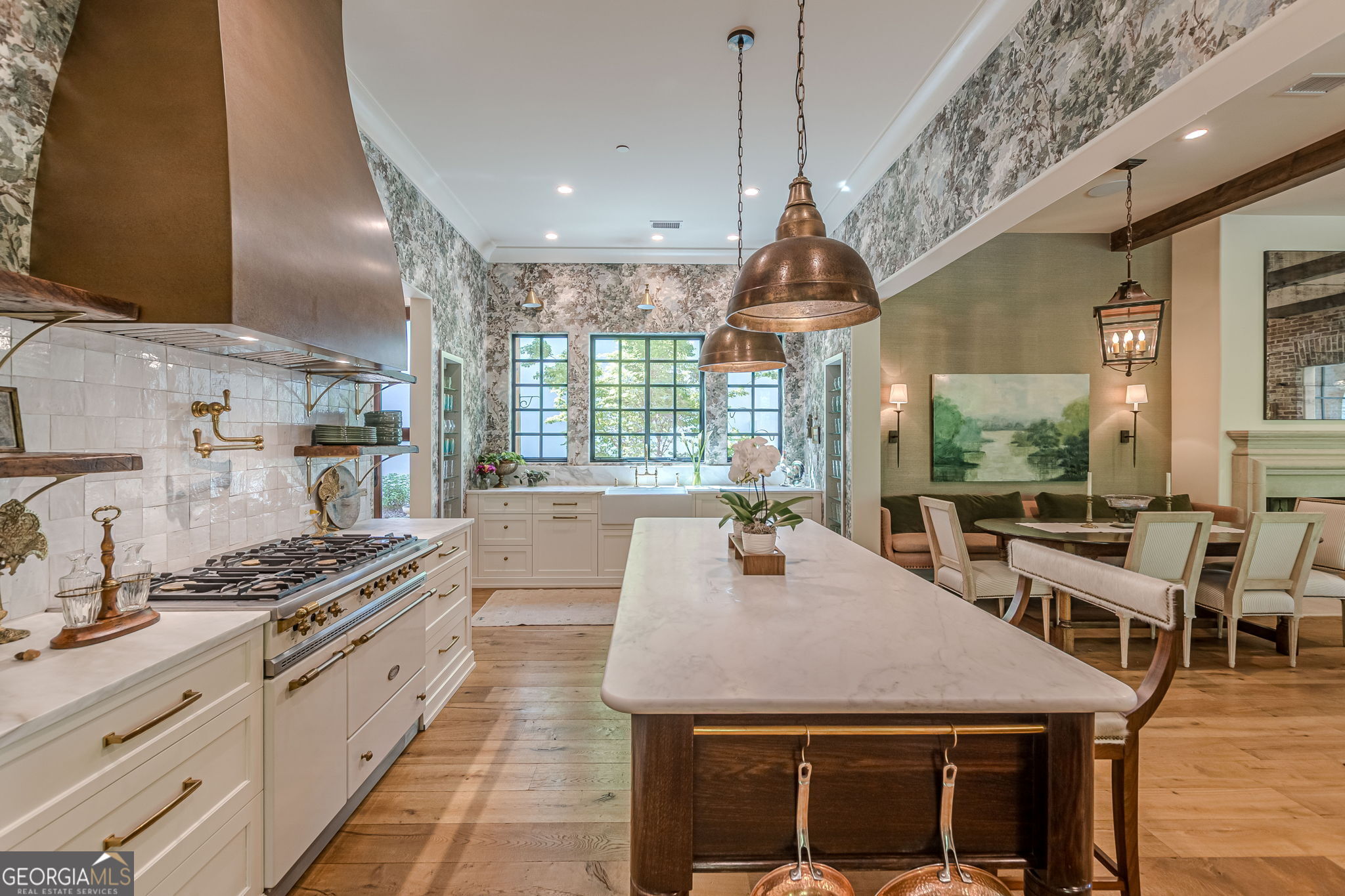 290 Guild Lane