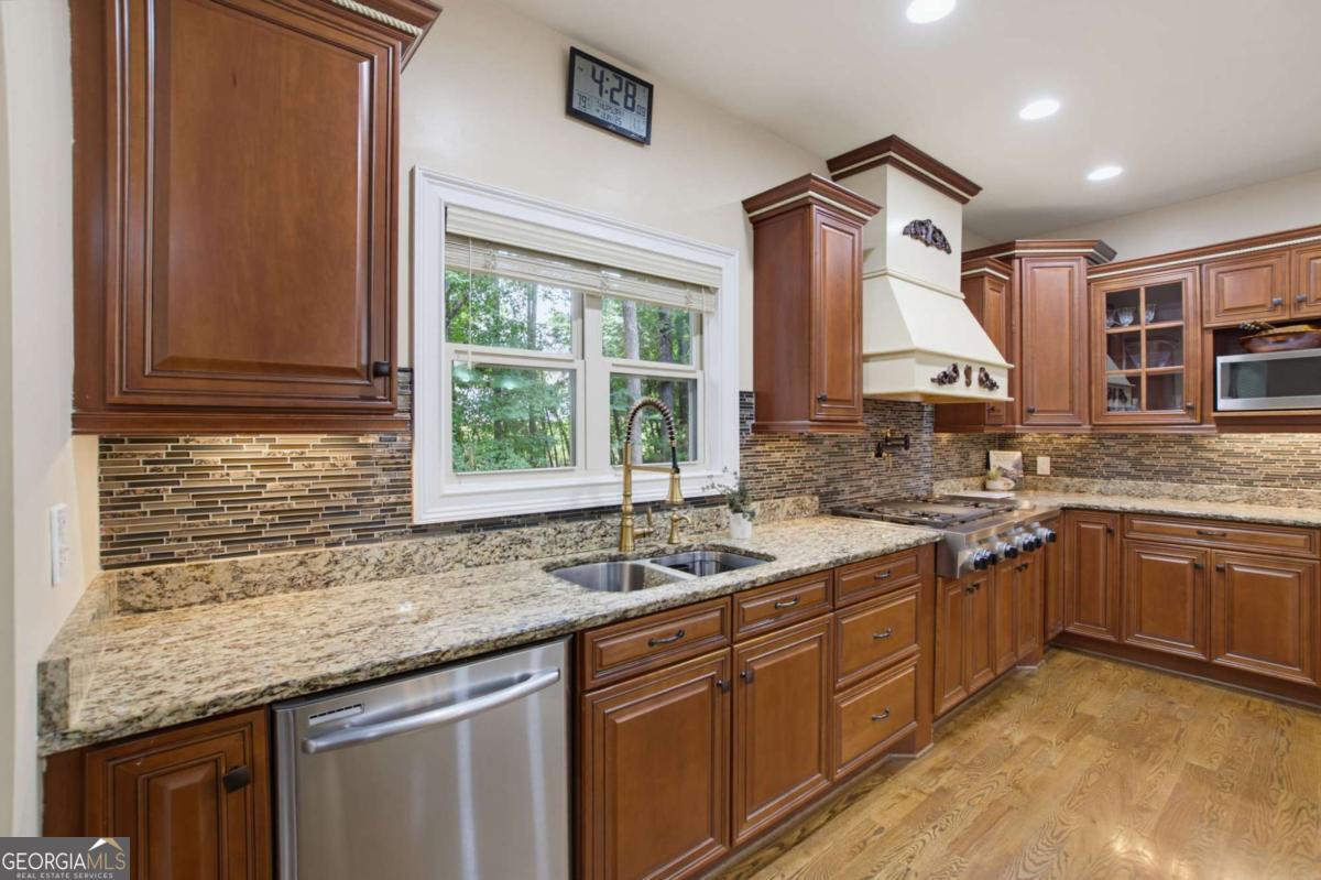2506 Lennox Road SE