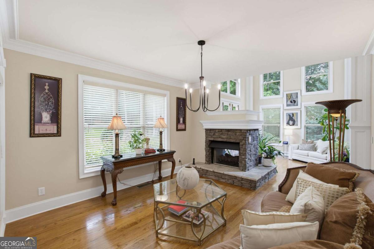 2506 Lennox Road SE