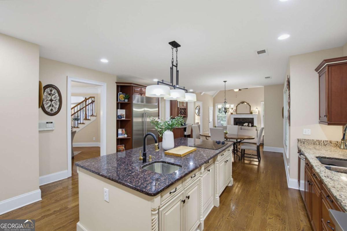 2506 Lennox Road SE