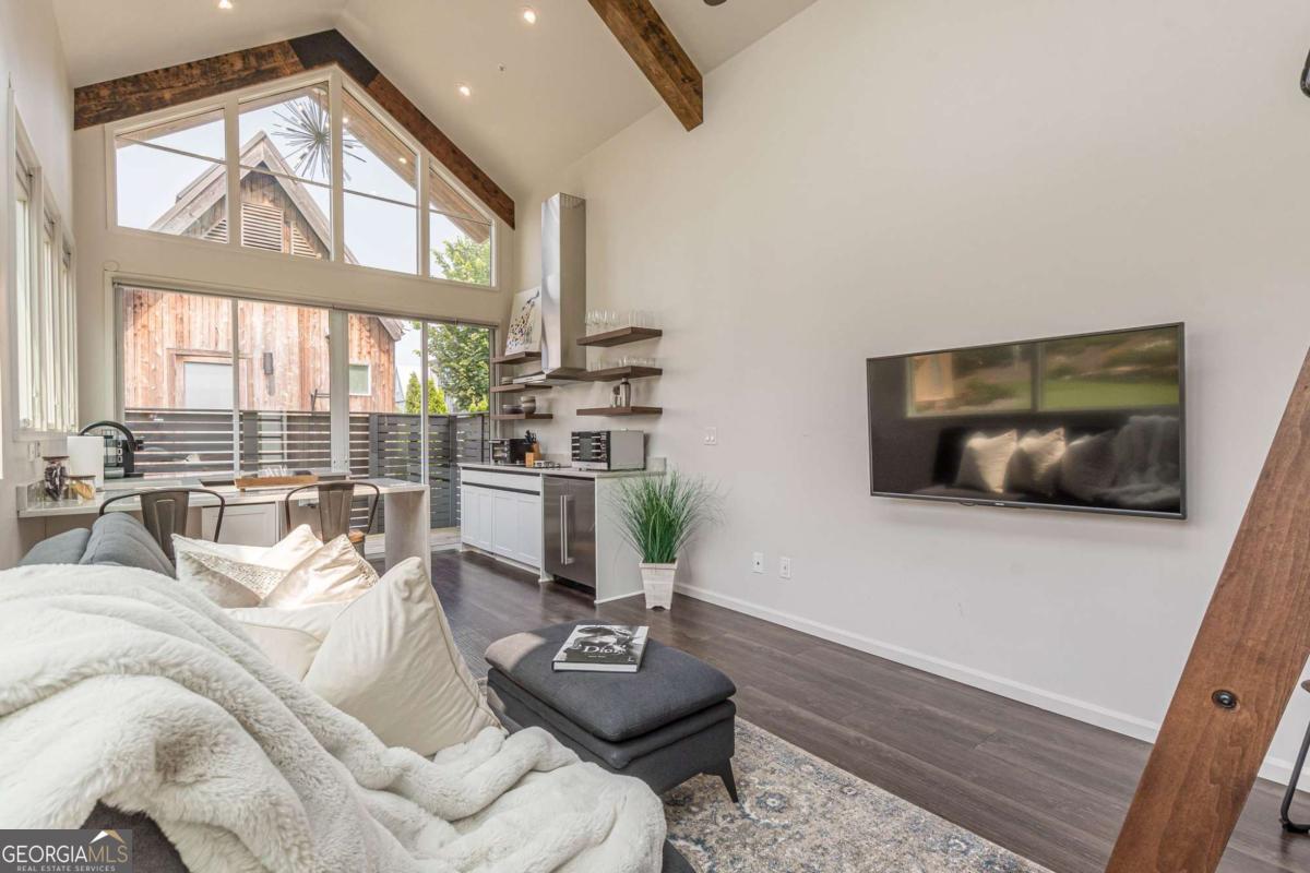 350 High Street