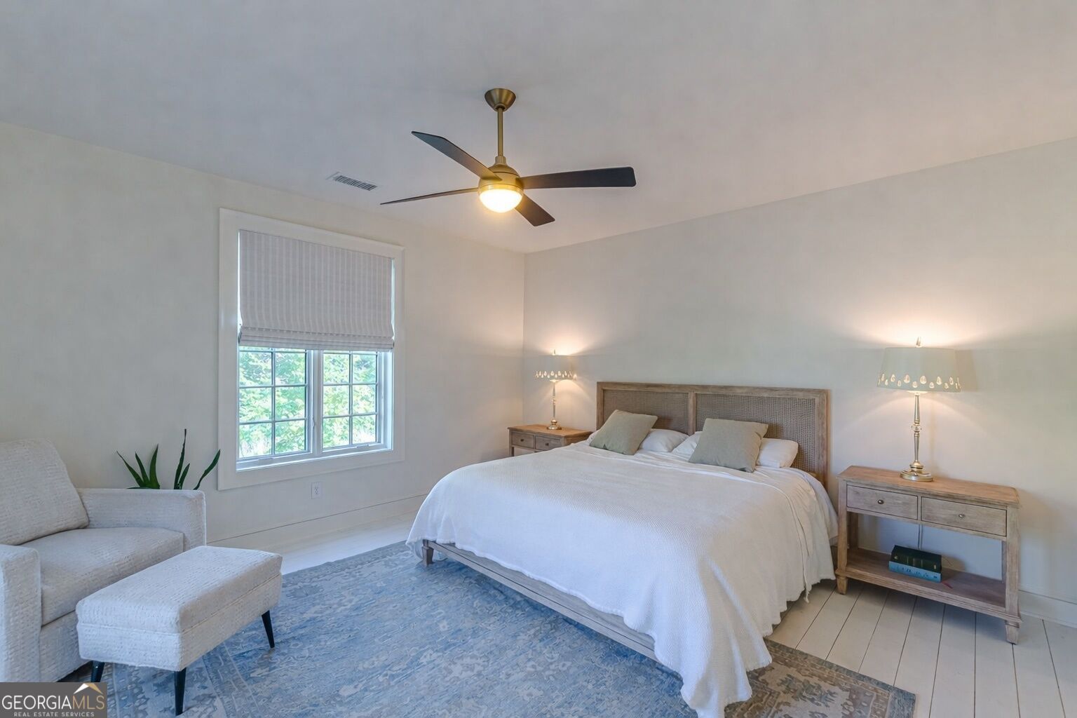 290 Guild Lane