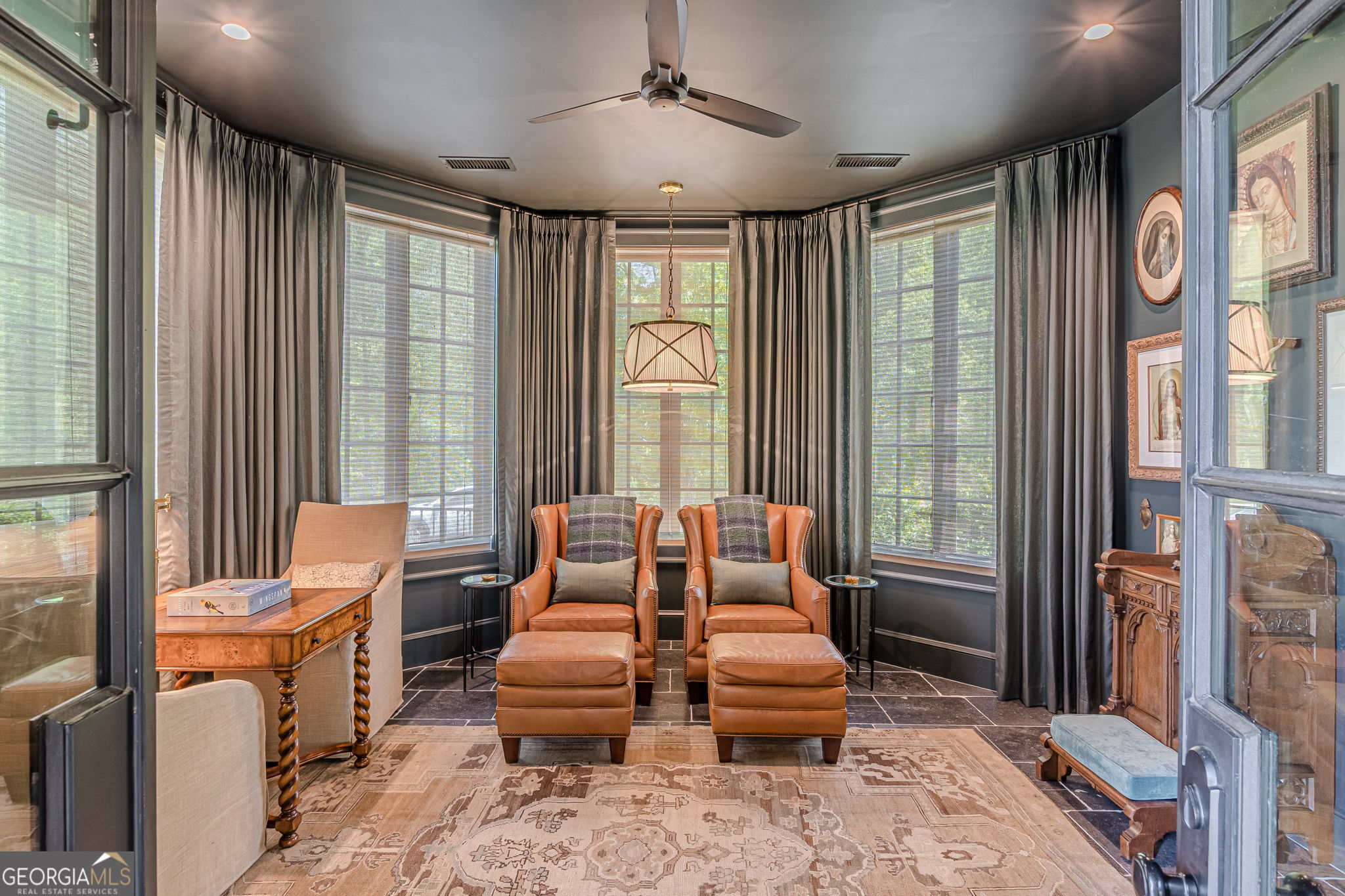 290 Guild Lane