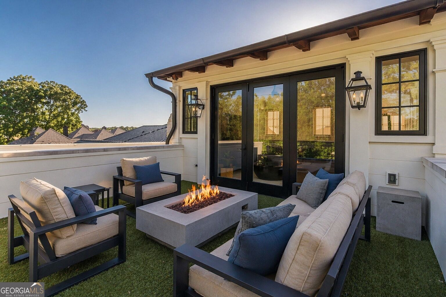 290 Guild Lane