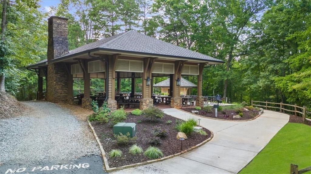 472 River Overlook Road