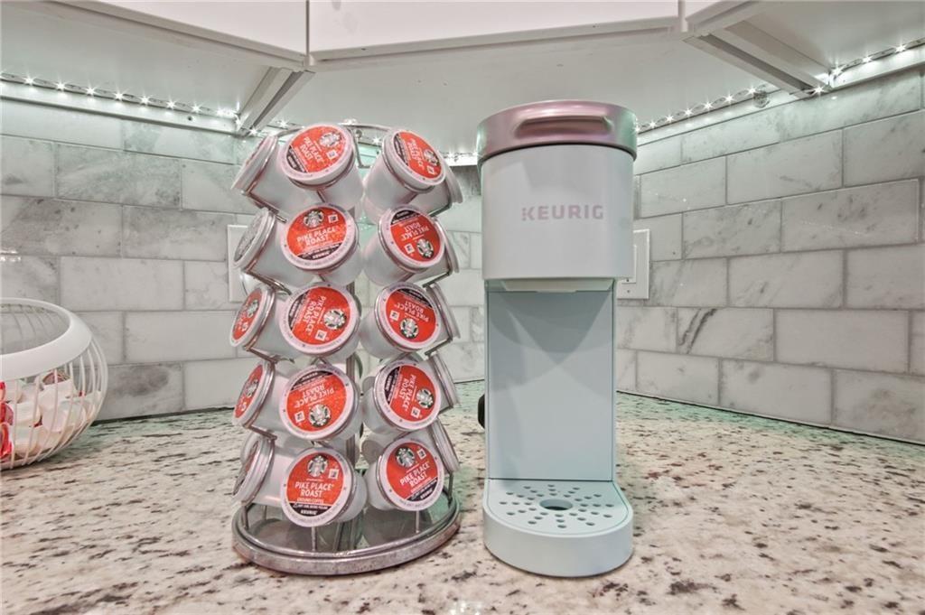 1547 Willowbrook Drive SW