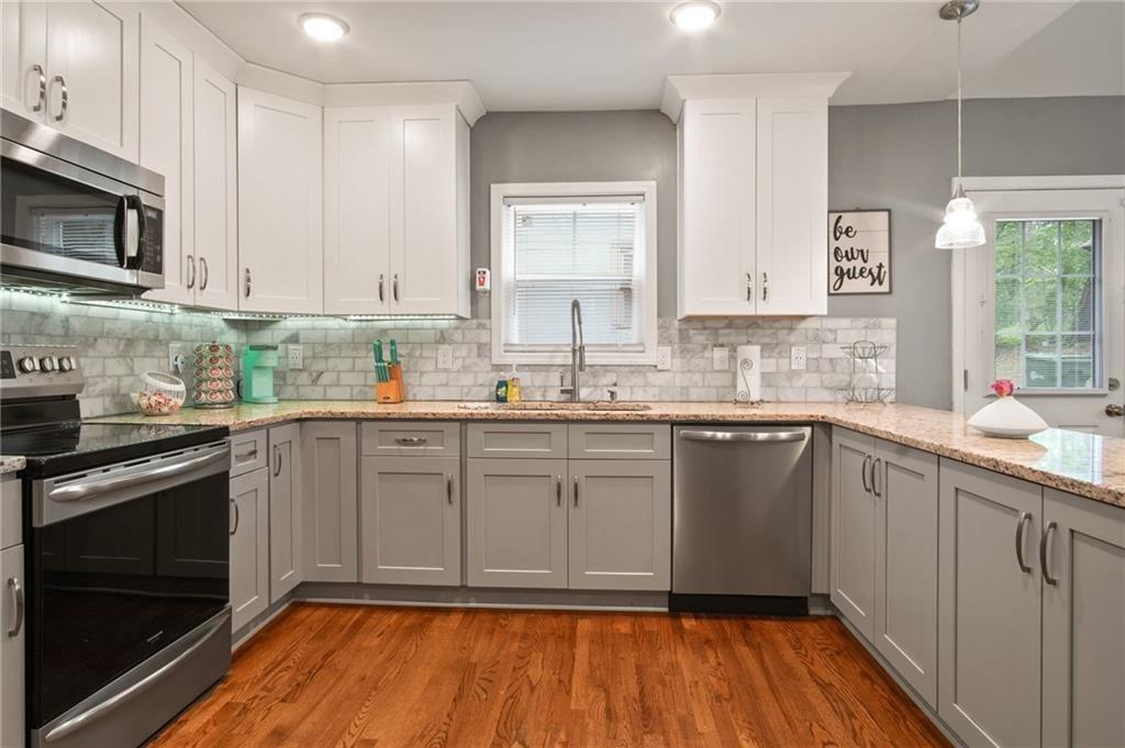 1547 Willowbrook Drive SW