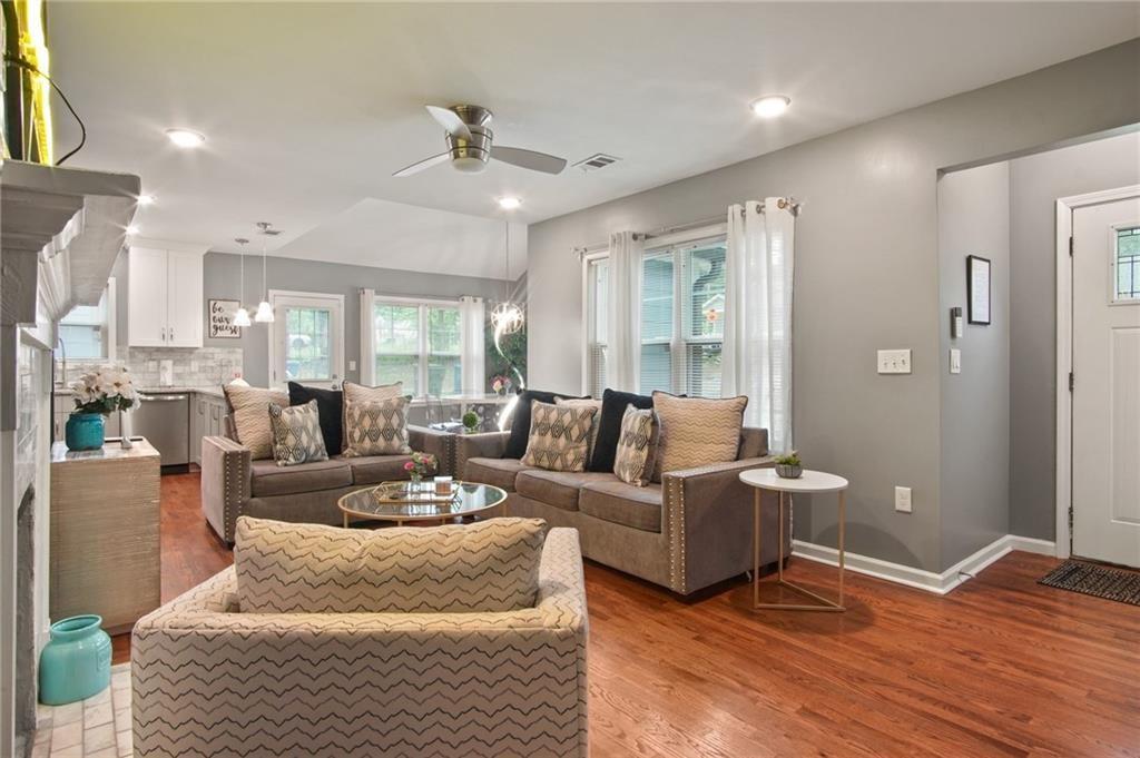 1547 Willowbrook Drive SW