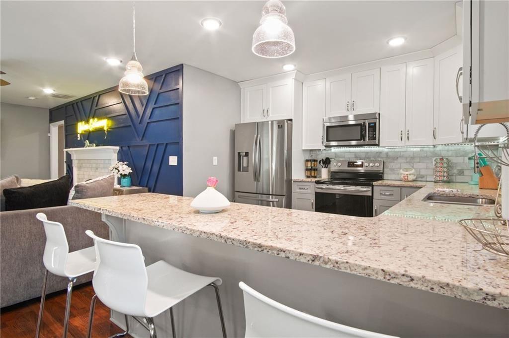 1547 Willowbrook Drive SW