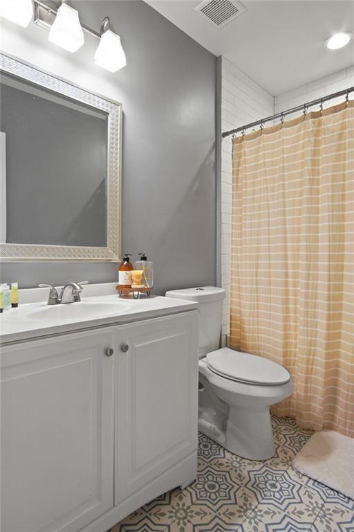 1547 Willowbrook Drive SW