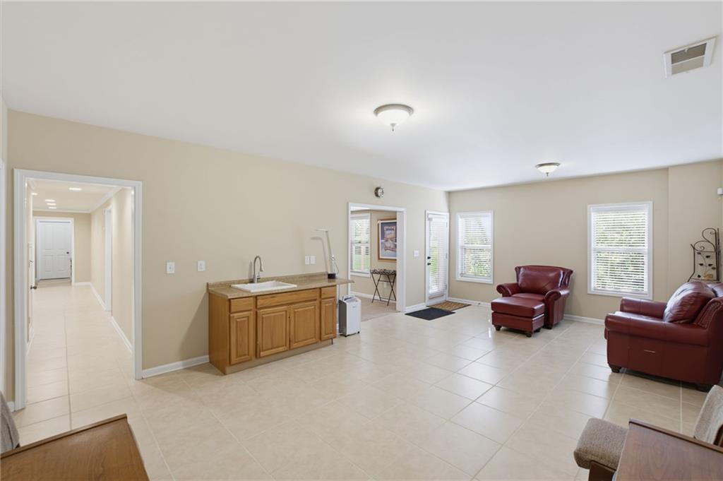 2506 Lennox Road SE