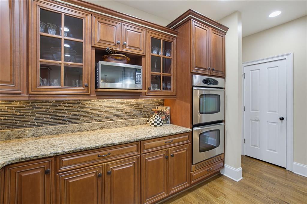 2506 Lennox Road SE