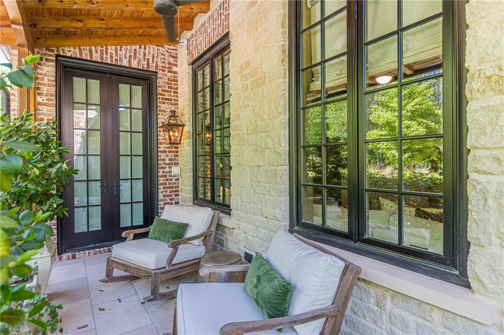 290 Guild Lane