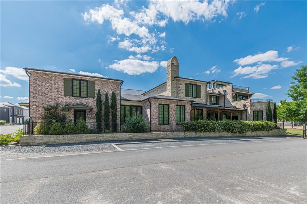 290 Guild Lane