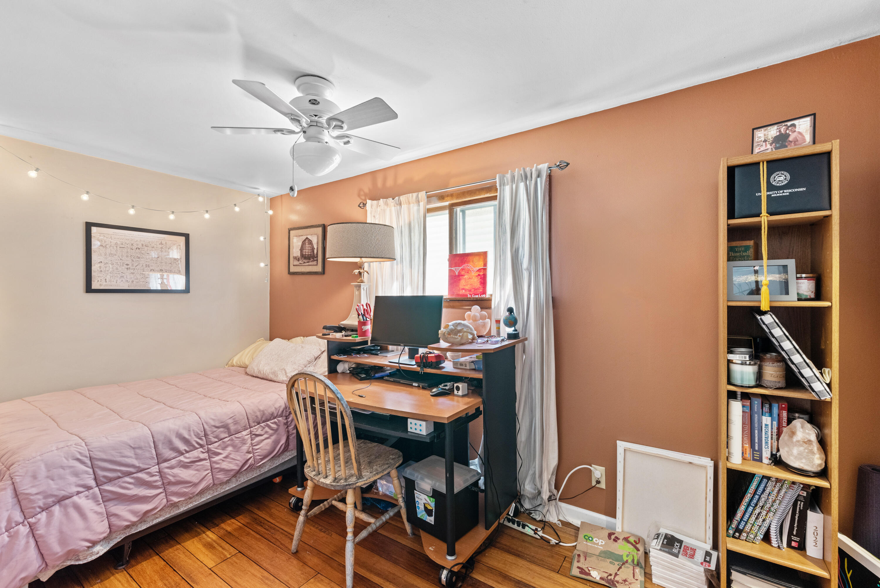 2958 S California St