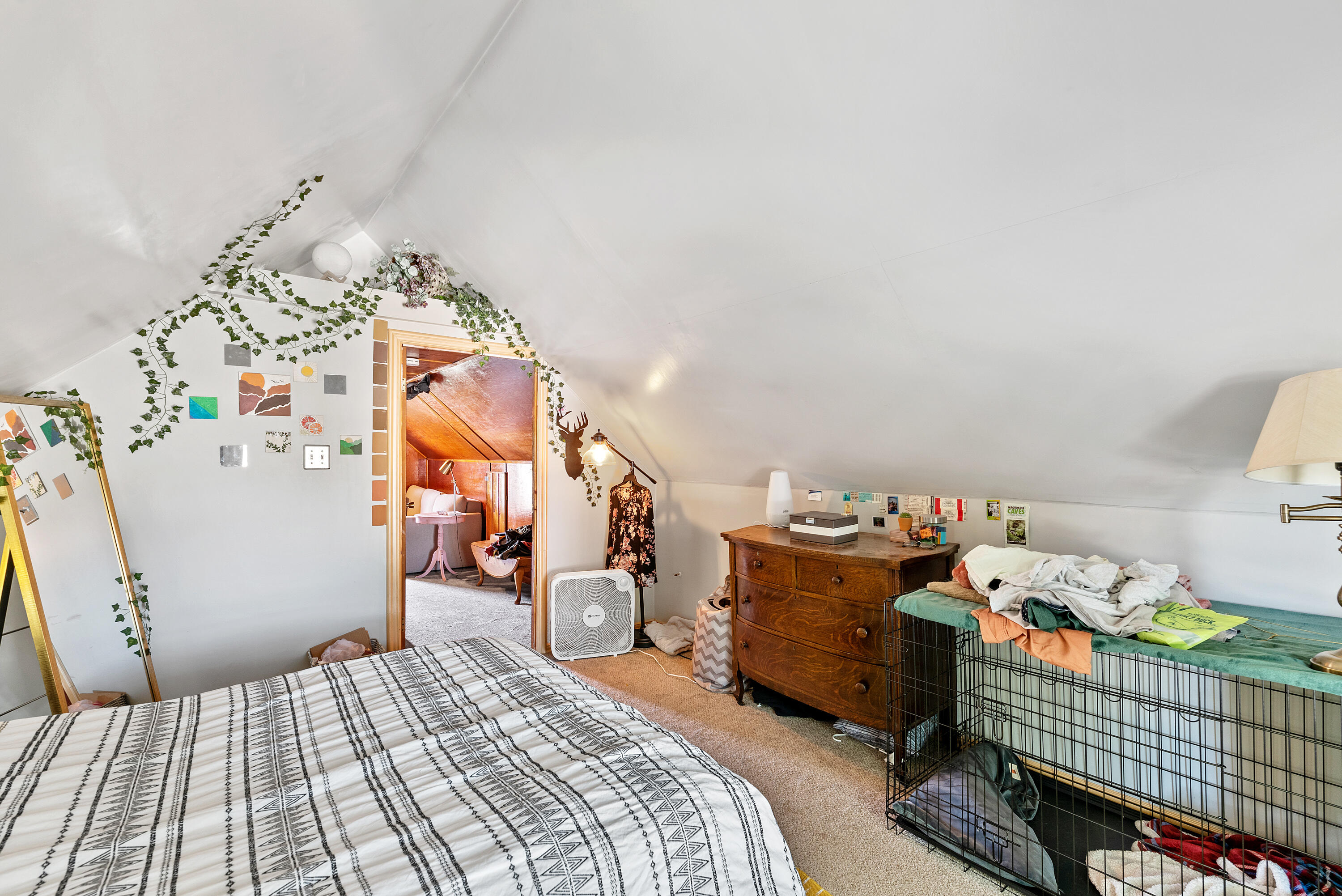 2958 S California St