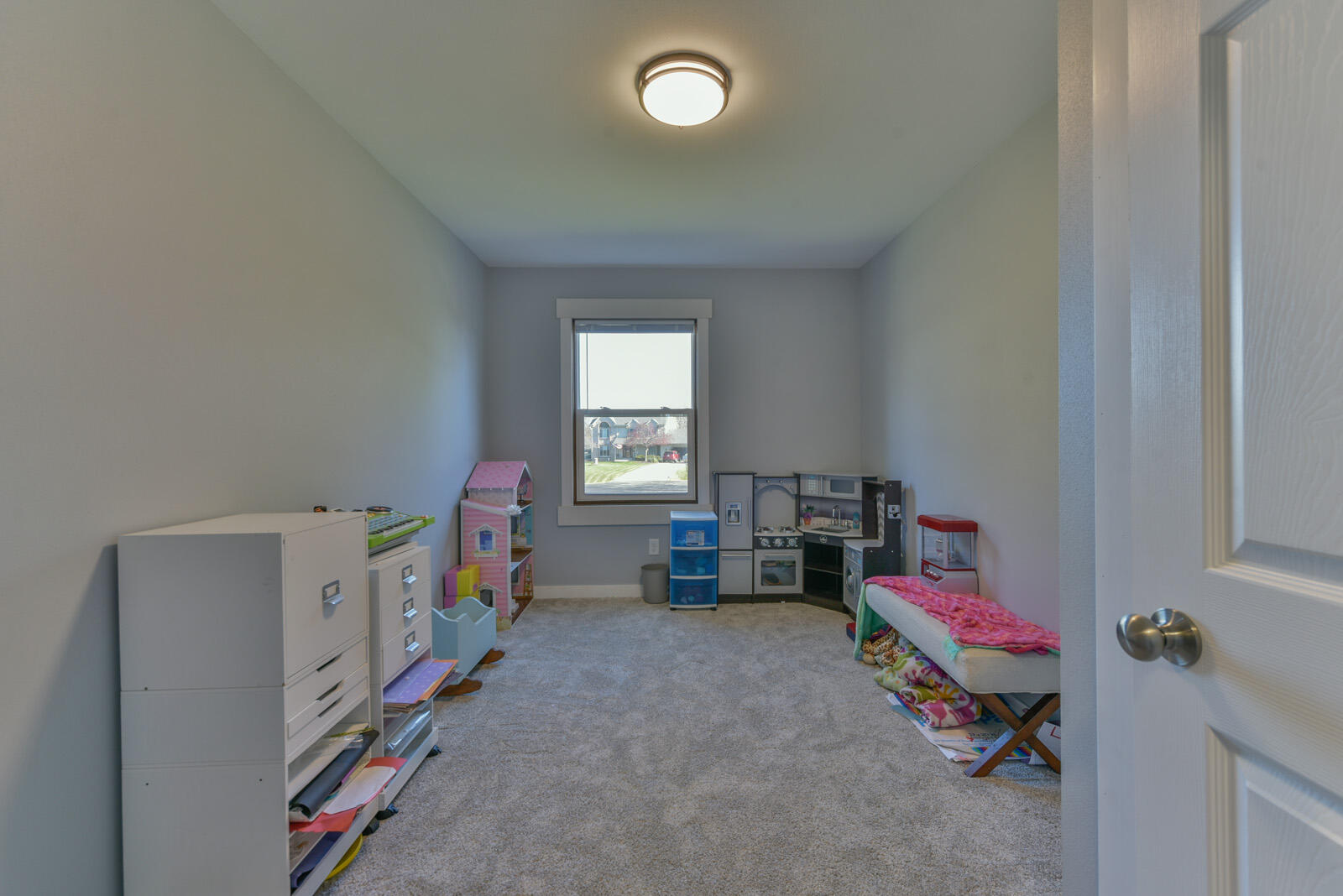 8122 Waverly Ct