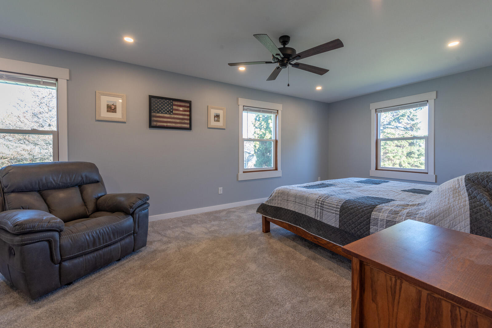 8122 Waverly Ct
