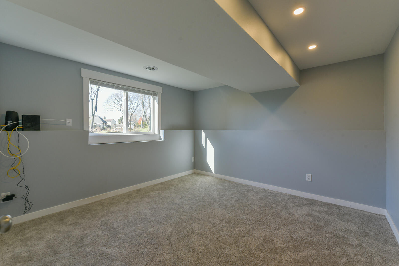 8122 Waverly Ct