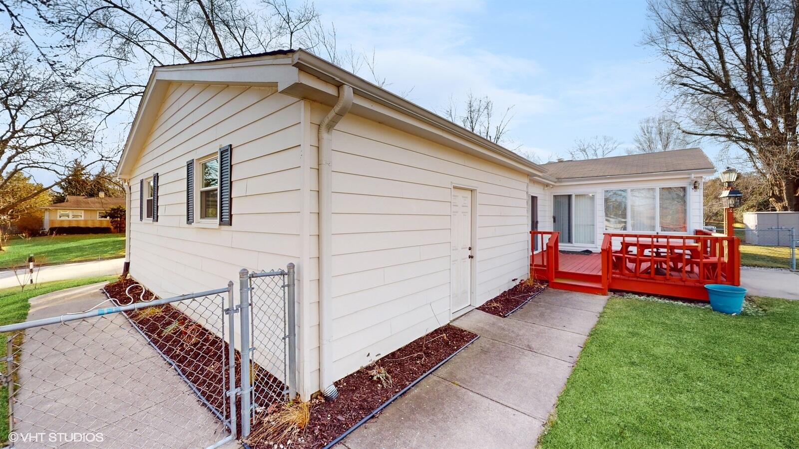 1723 Hillcrest Dr