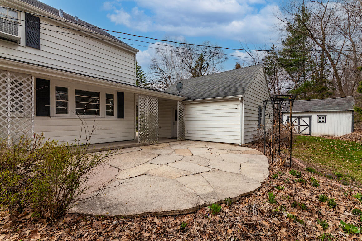 206 Vine St