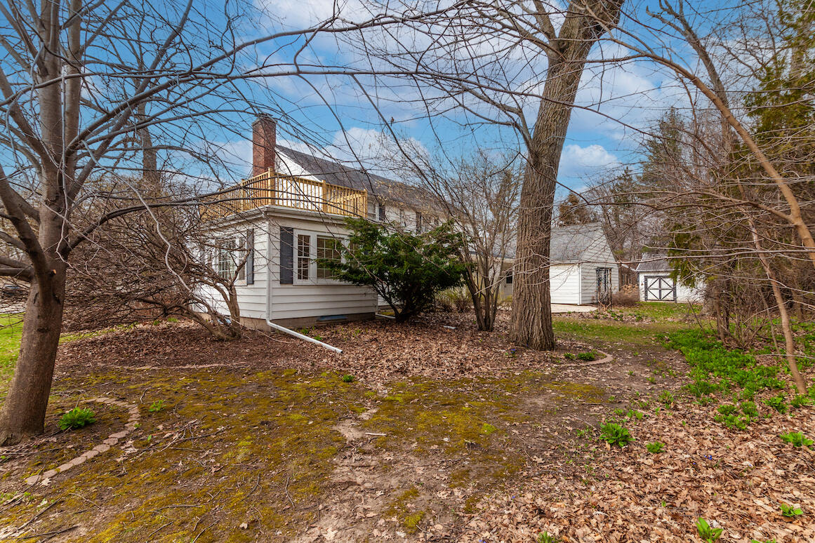 206 Vine St