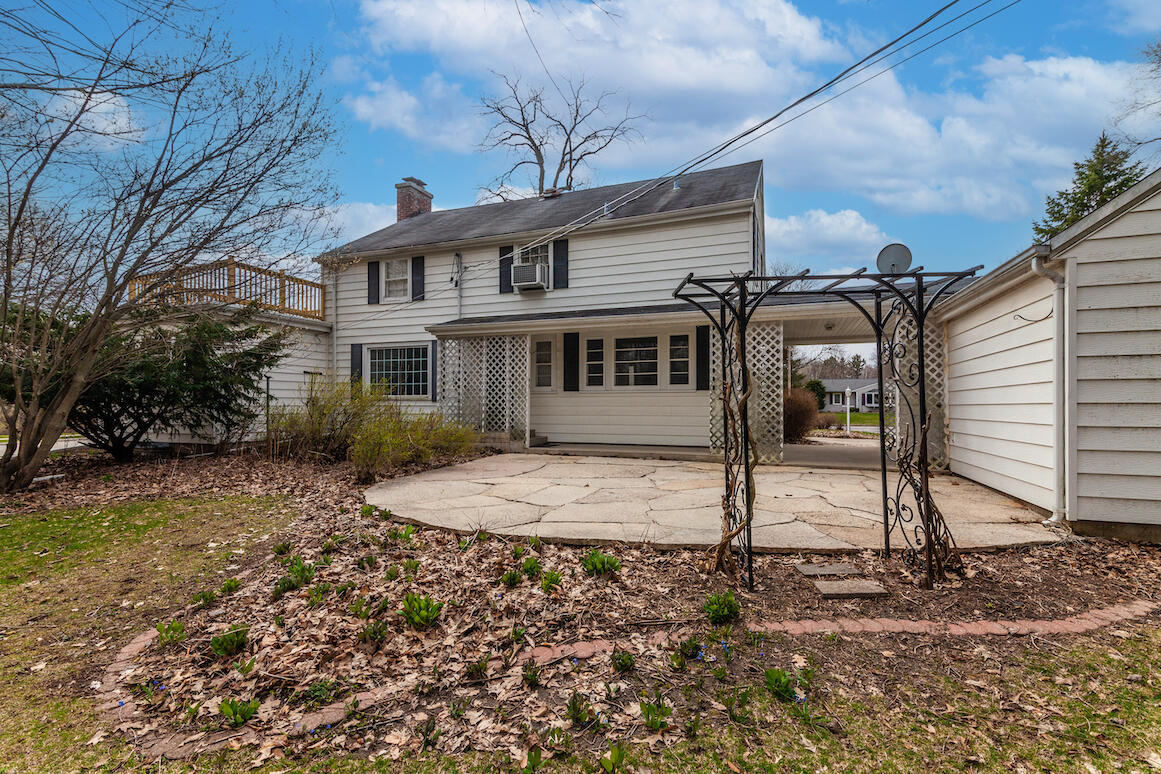 206 Vine St