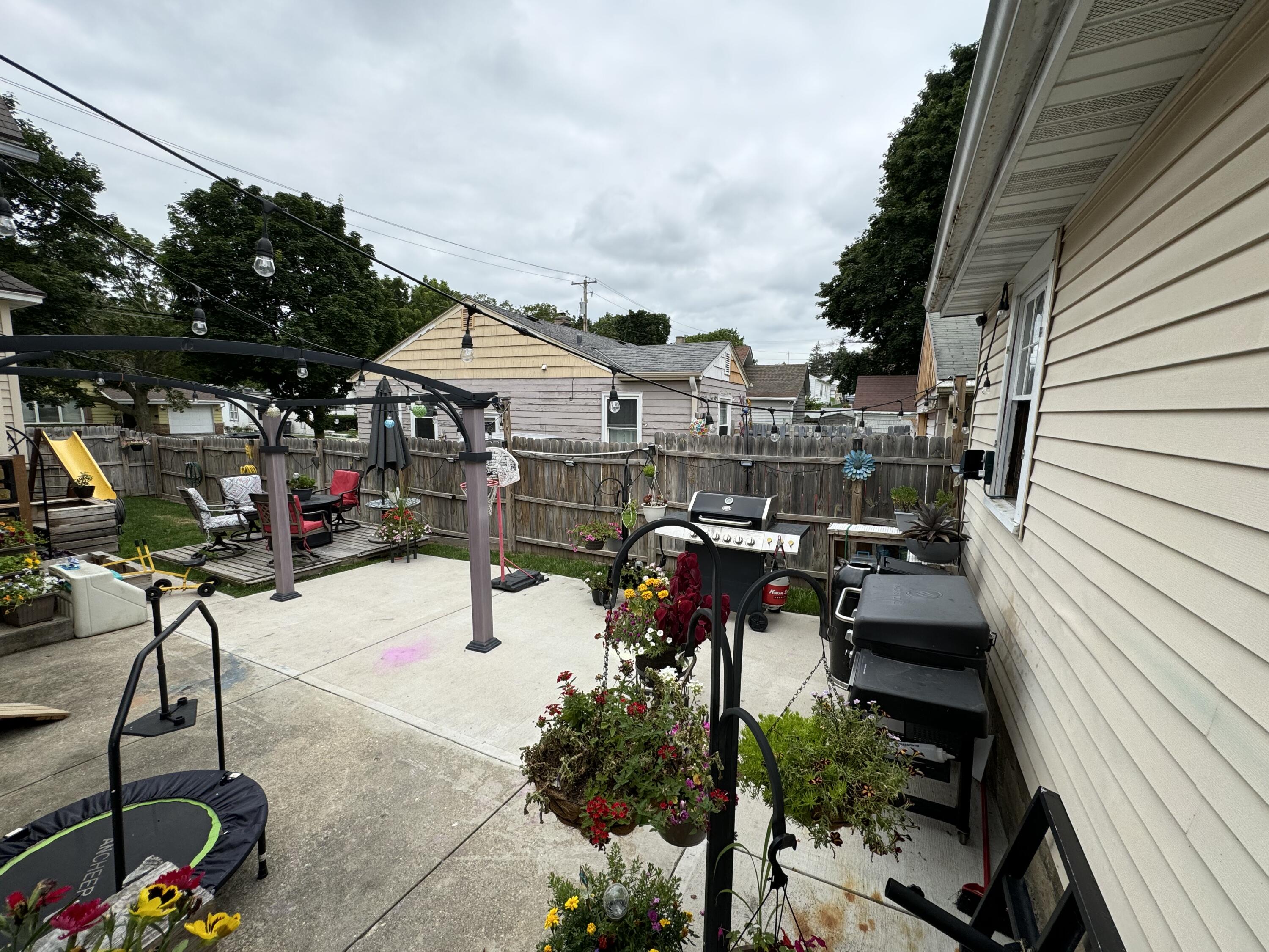 123 S Washington Ave